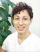 石川先生の顔写真